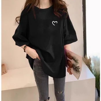 סגנון קוריאני שחור עם שרוולים קצרים חולצת הטריקו לנשים לאביב קיץ 2023 אהבה חדשה מודפס חופשי בינוני וארוך גודל גדול מקסימום